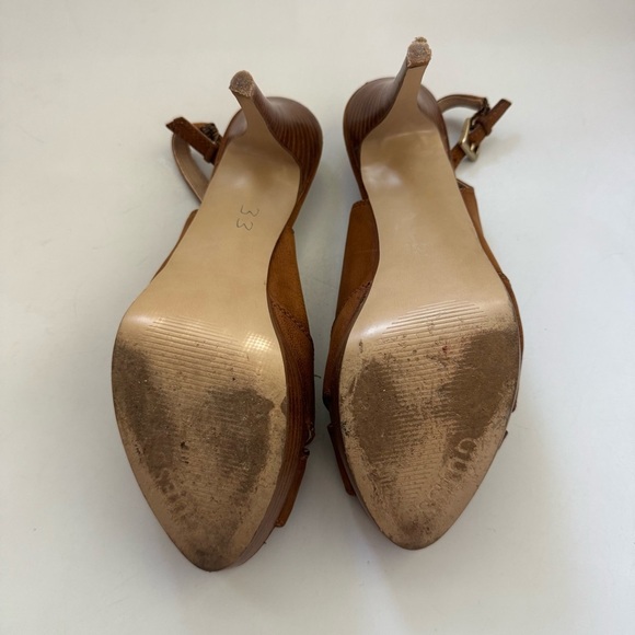 Brown Stiletto Heels with Platform and Slingback - Picture 6 of 8